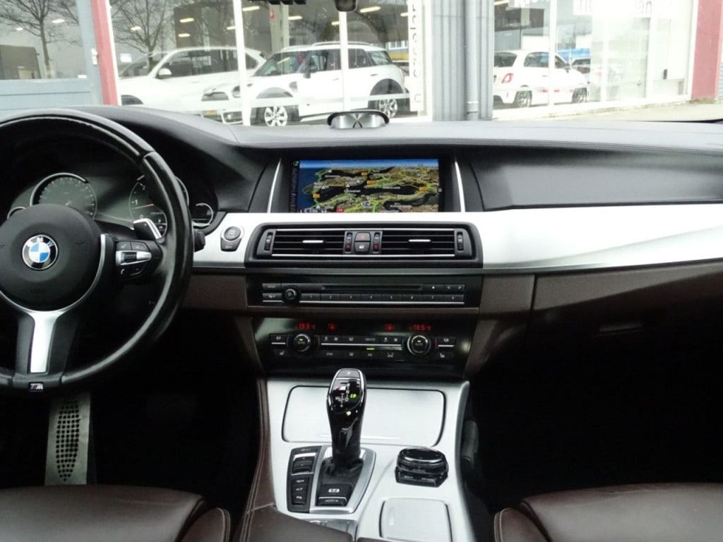 BMW 5 Serie m550xd b&o | hud | aapt. led | pano | 20"
