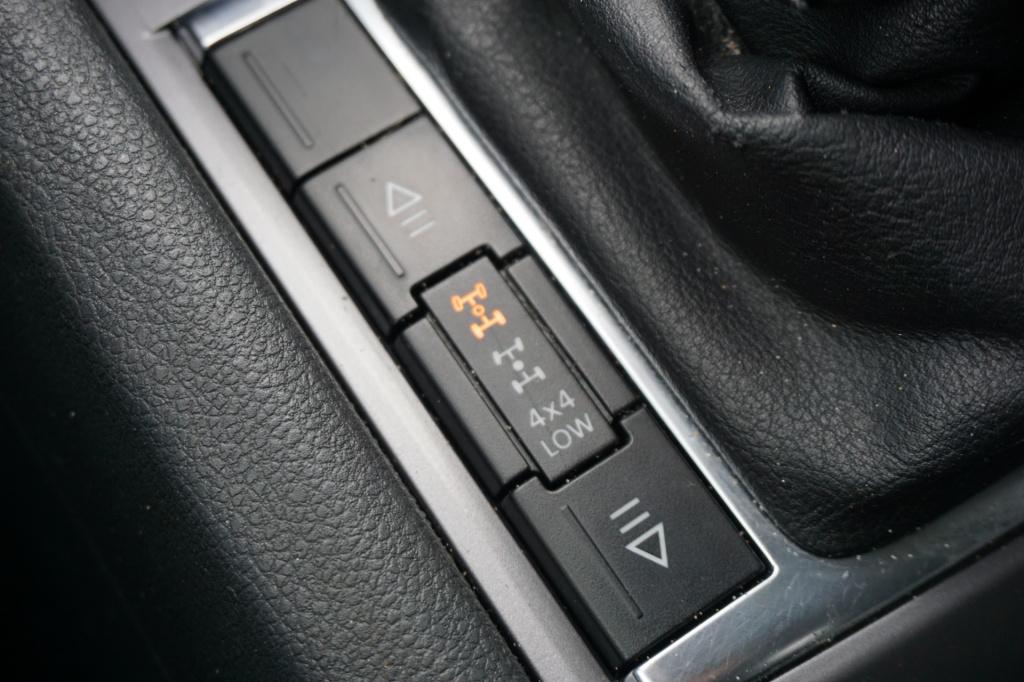 Volkswagen Amarok 2.0 tdi plus highline bluemotion climate / cruise / trekh