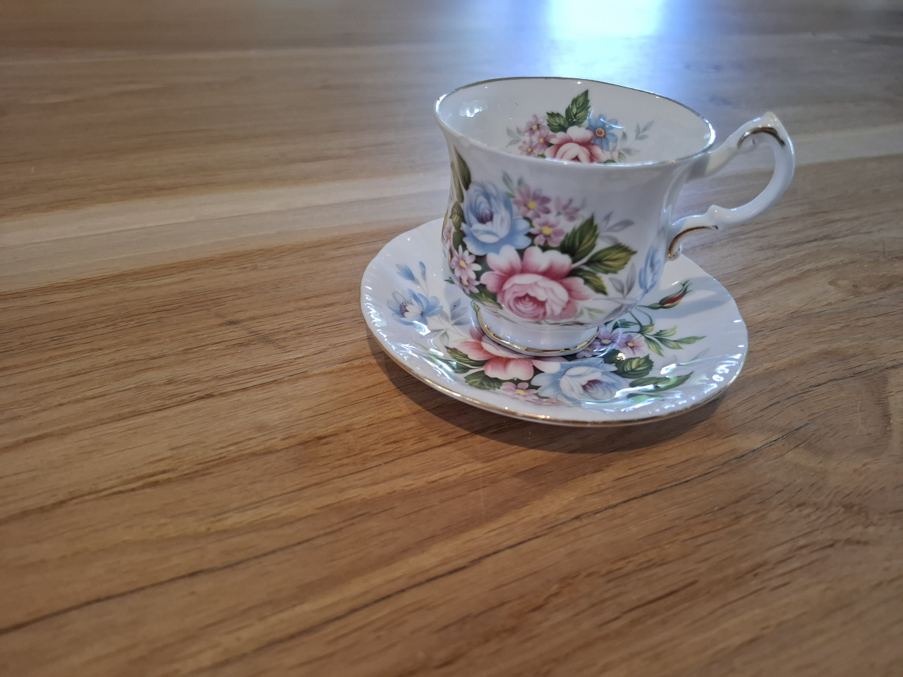 Royal Albert - Flowers of the Month - diverse sets - Antiek servies