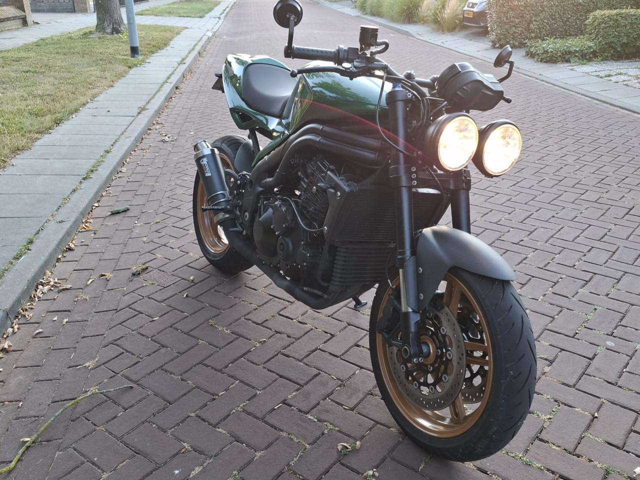 Triumph Speed Triple 1050
