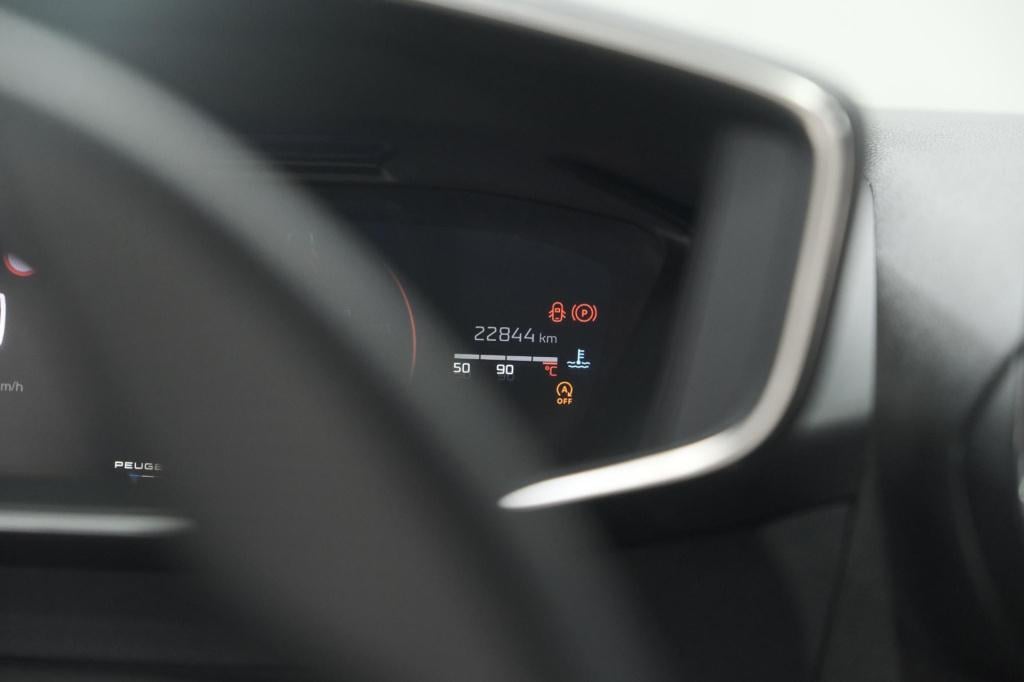 Peugeot 208 puretech 100 gt dark edition | camera | navigatie | apple carpl