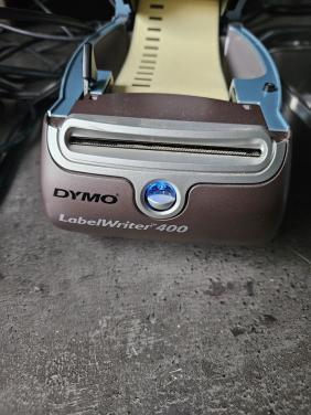Werkende Dymo label writer 400 turbo printer met labels