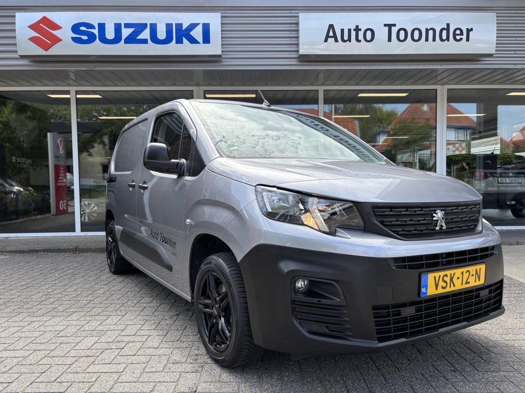 Peugeot Partner 1.5 bluehdi 100 s&s l1 / trekhaak / navigatie / parkeersens