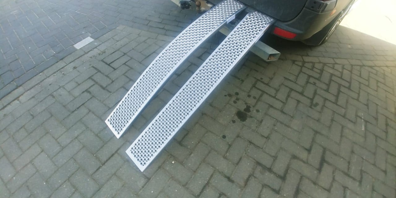 Te koop: oprijplaten, nieuw