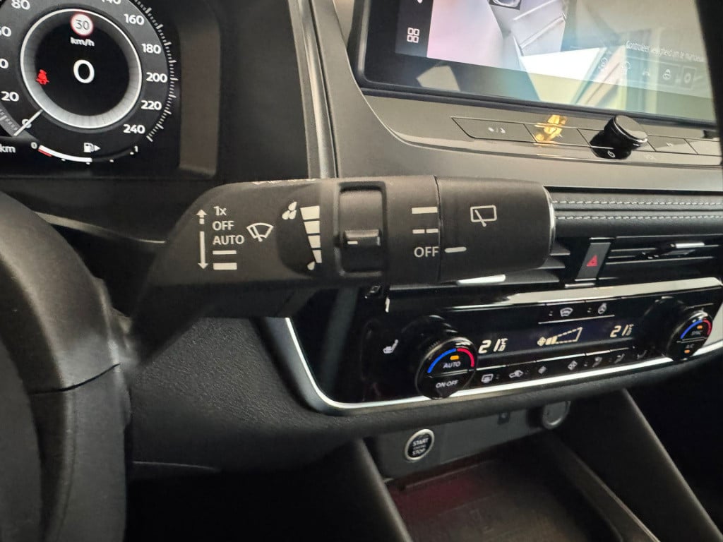 Nissan Qashqai 1.3 mhev xtronic n-connecta