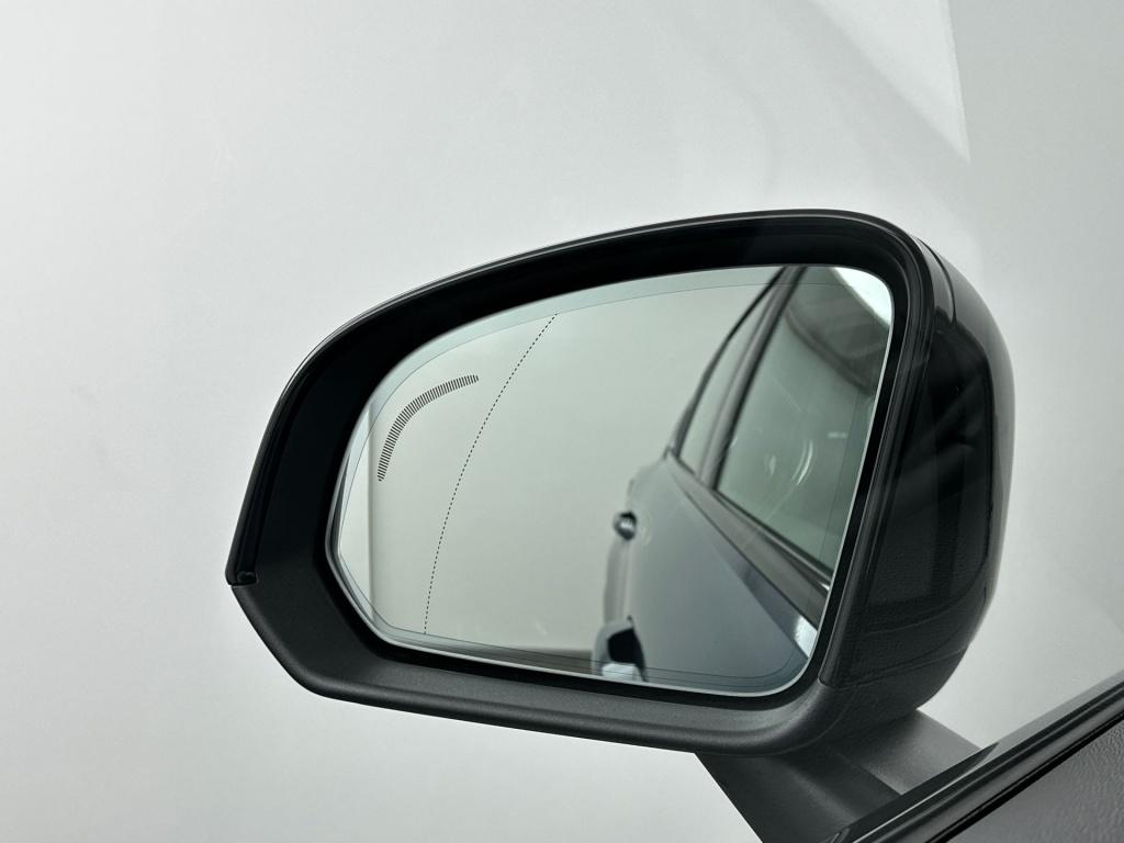 Volvo Ec40 extended range ultra black edition europa