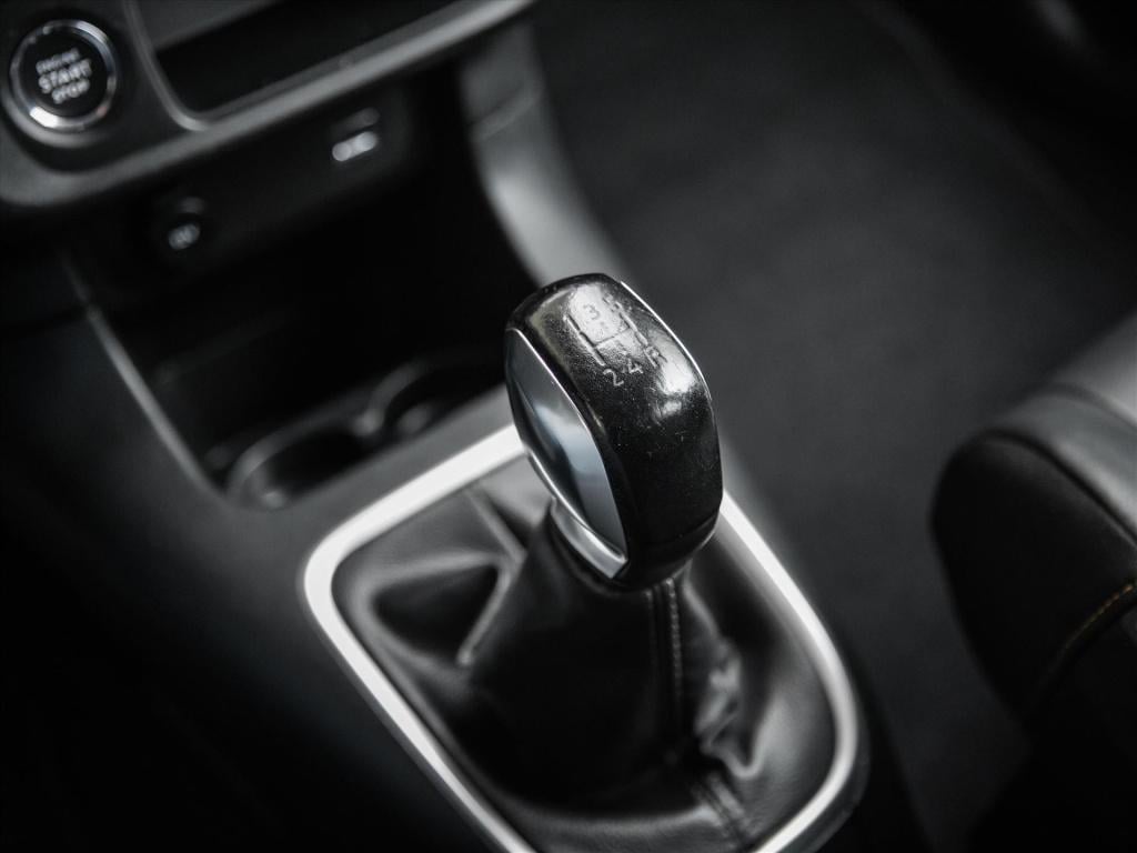 Citroen C3 1.2 puretech 83pk shine