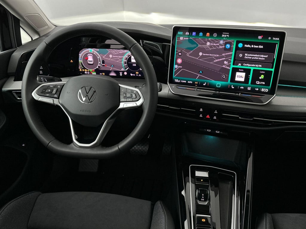 Volkswagen Golf style edition 1.5 ehybrid 150 kw / 204 pk hatchbac