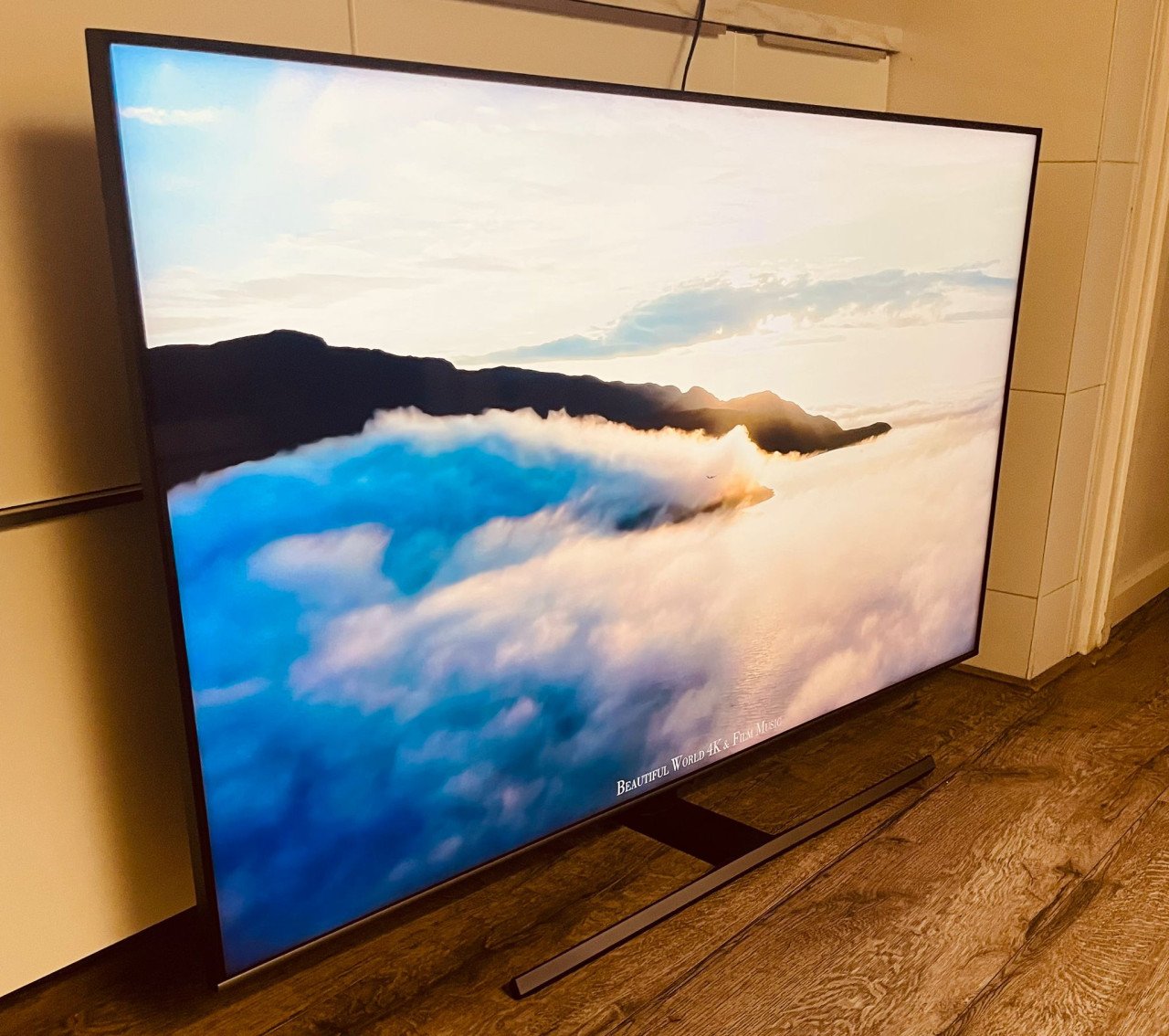 Samsung QLED 4k 55 INCH 140 CM 120hz Smart tv bluetooth wifi
