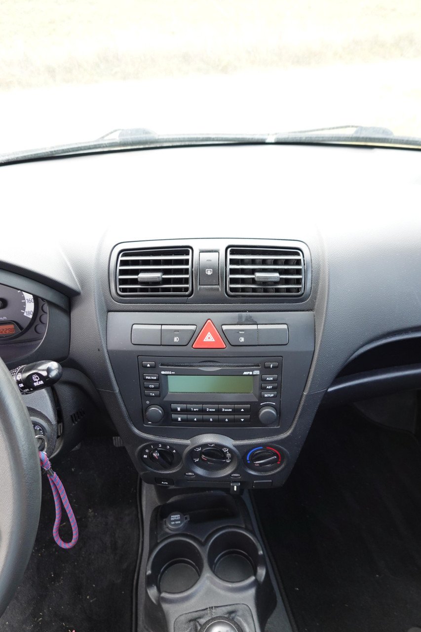 Kia Picanto 1.1 48 KW 2008 Grijs 5-deurs