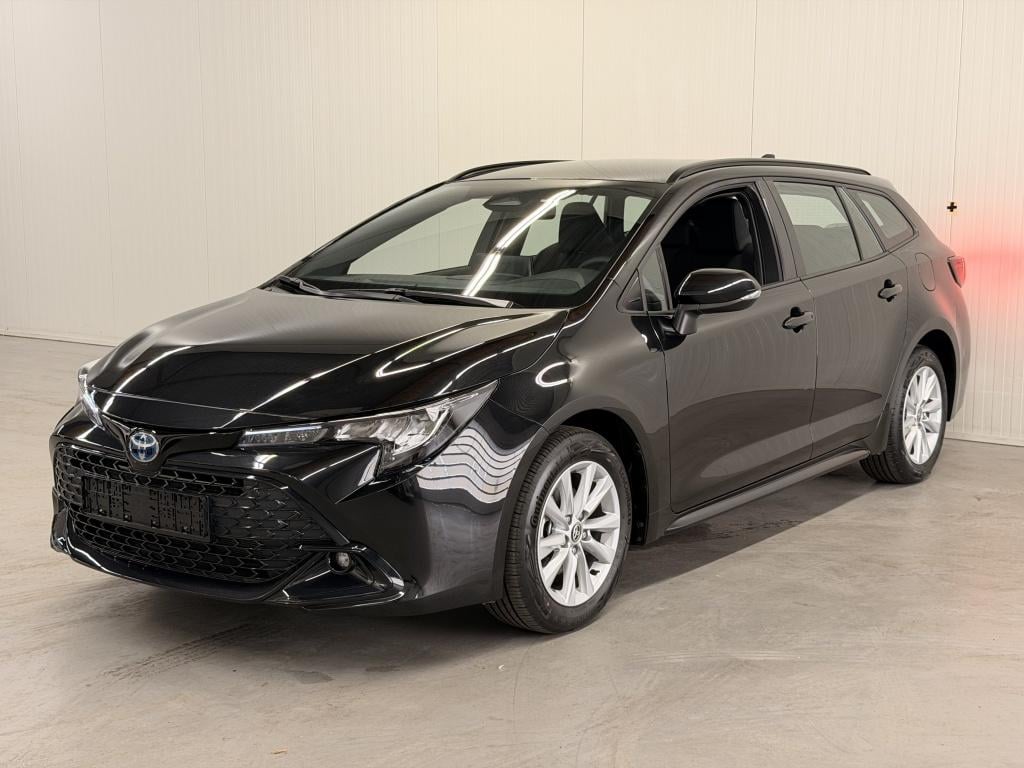 Toyota Corolla Touring Sports 140 hybrid active aktie model !!!