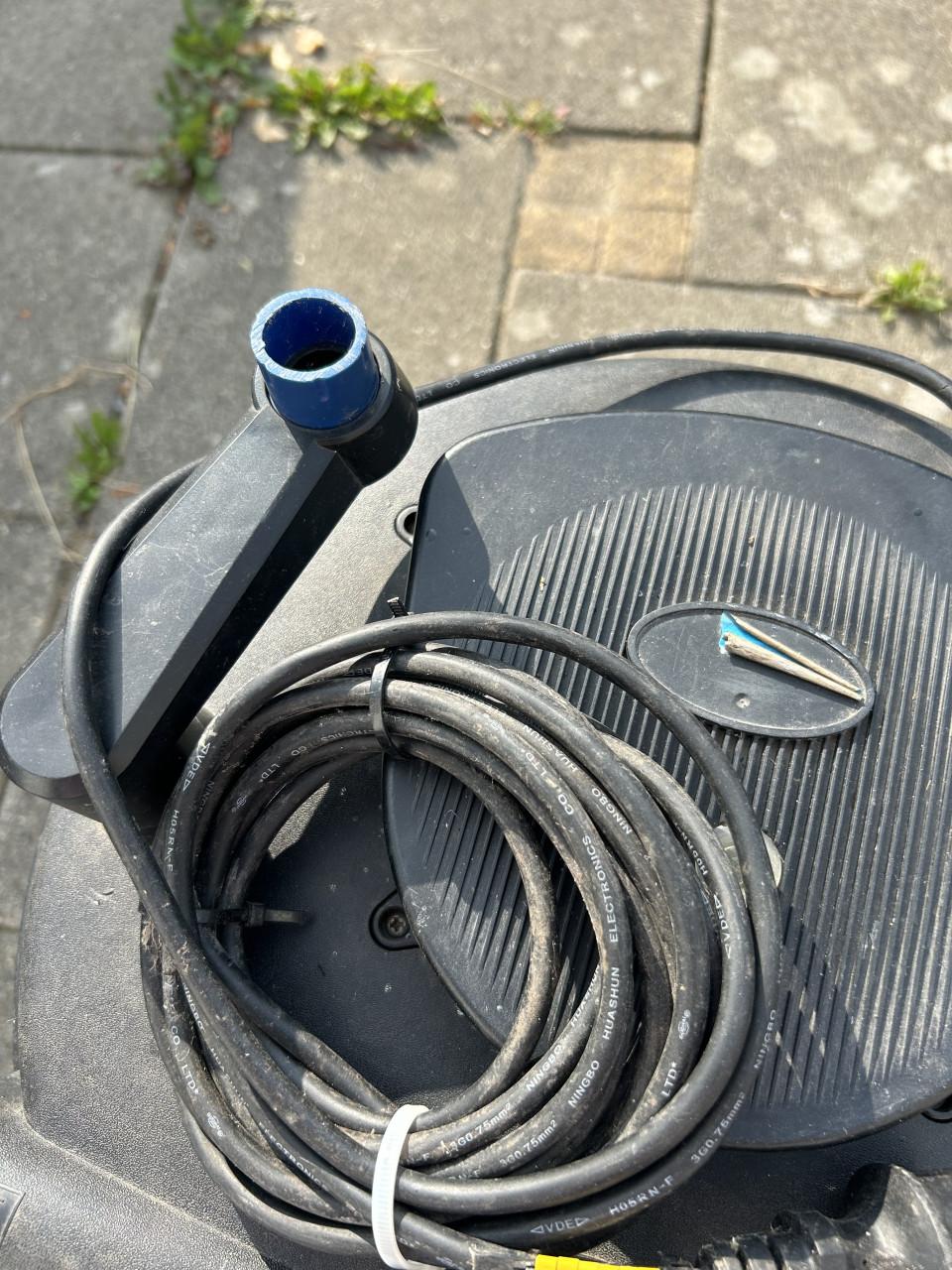 Te koop groot vijverfilter rp press tot 60000 lpu zie foto