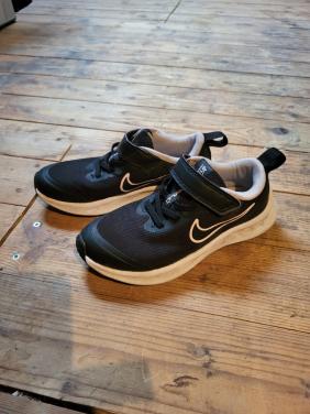 Meisjes sport schoenen maat 30