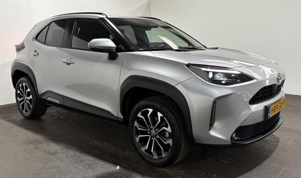 Toyota Yaris Cross 1.5 hybrid 115 first edition | bsm | pdc |