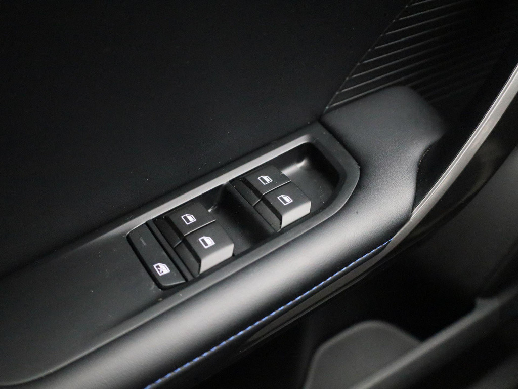 MG 4 standard 51 kwh | automaat | climate control | apple carplay/android |