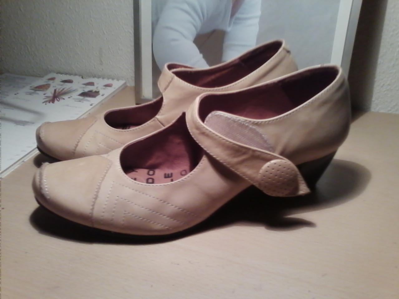 Schoenen geel, Maat 37/38