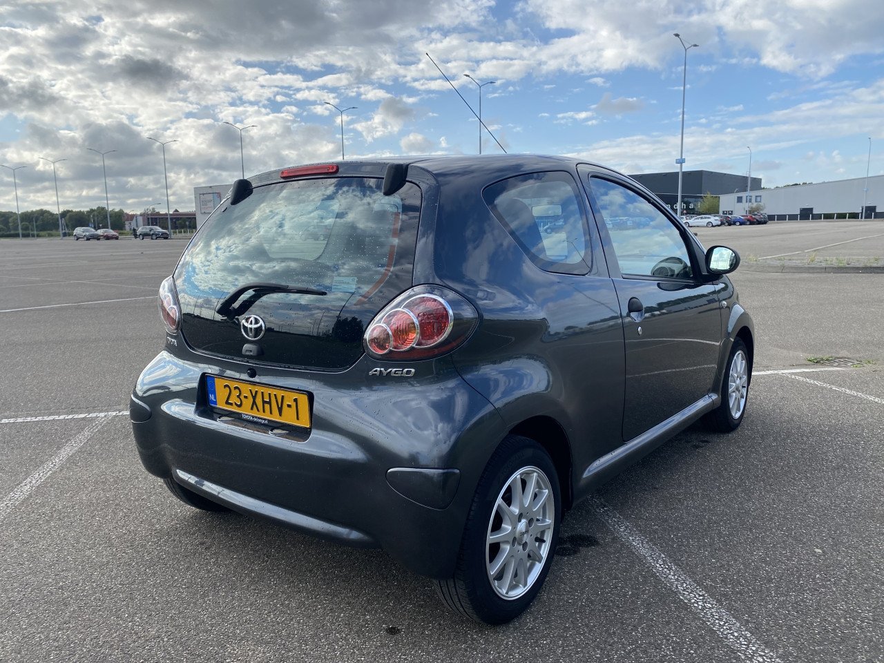 Toyota Aygo 1.0 VVT-i Comfort - Dealer onderhouden/Airco/APK/2012