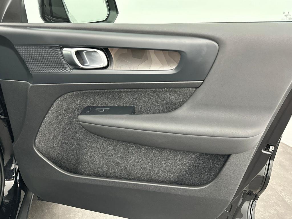 Volvo XC40 t4 211pk recharge plus dark| adap.cruise| trekhaak| camera| elek