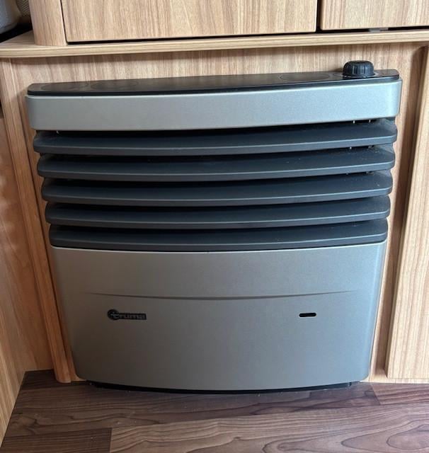 Eriba Touring Troll 530 Silver Edition   Zeer compleet