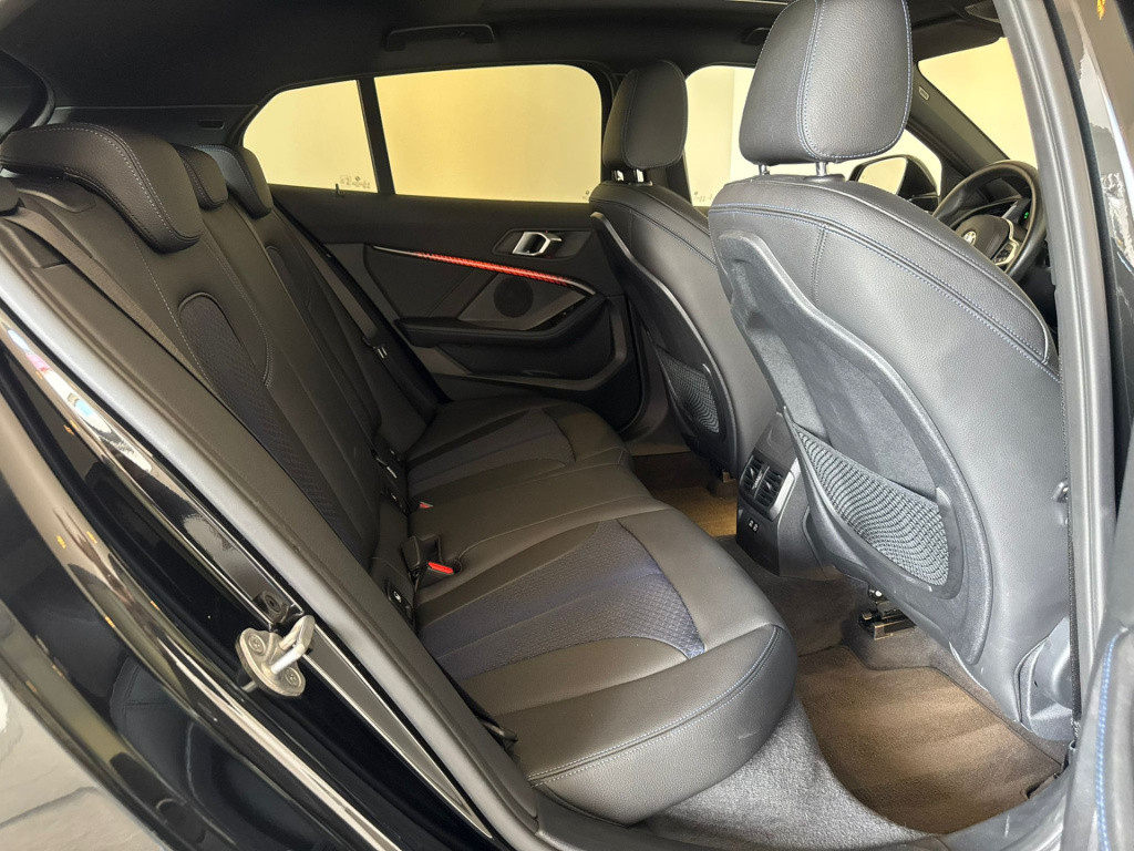BMW 1 Serie 118i high executive m-sport