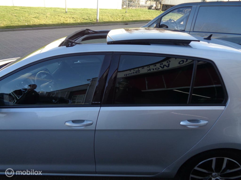 Volkswagen Golf 1.5 tsi iq-drive/airco/ecc/panorama dak/led/navi/carplay/lm