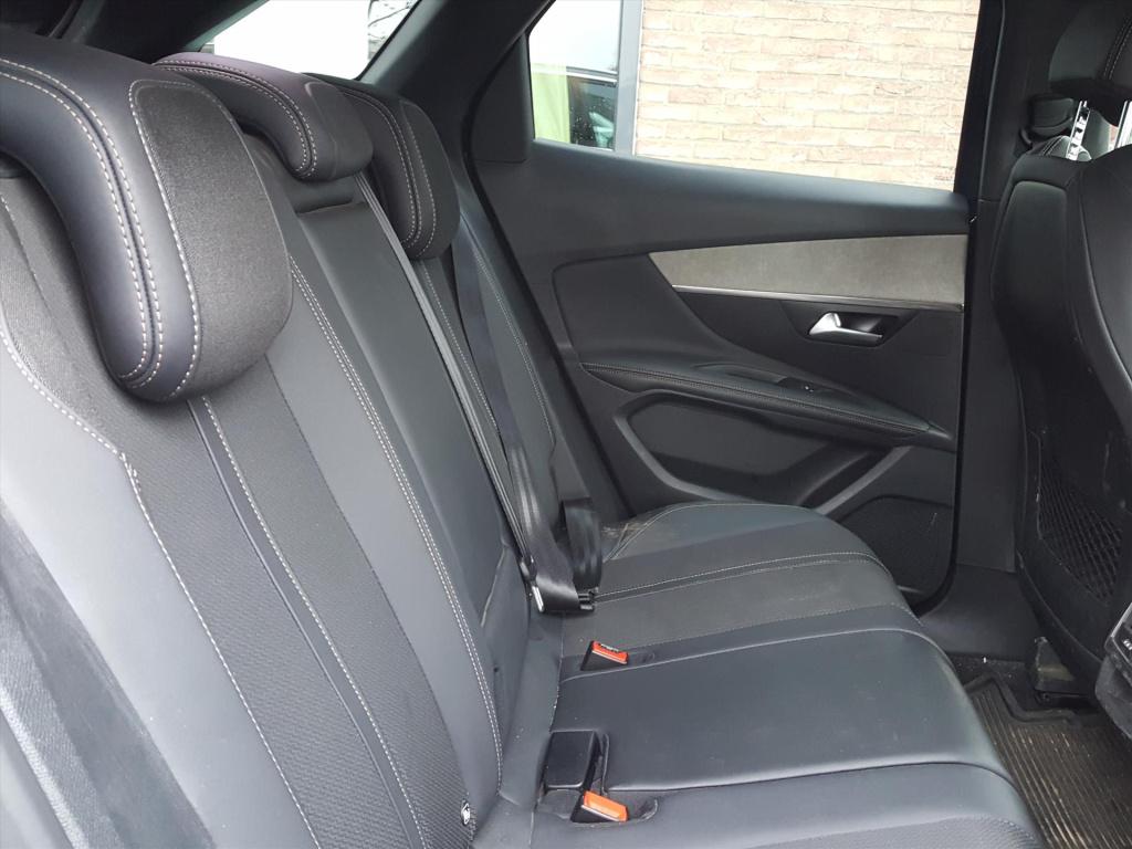 Peugeot 3008 1.2 130pk s&s gt automaat navigatie | trekhaak | apple carplay