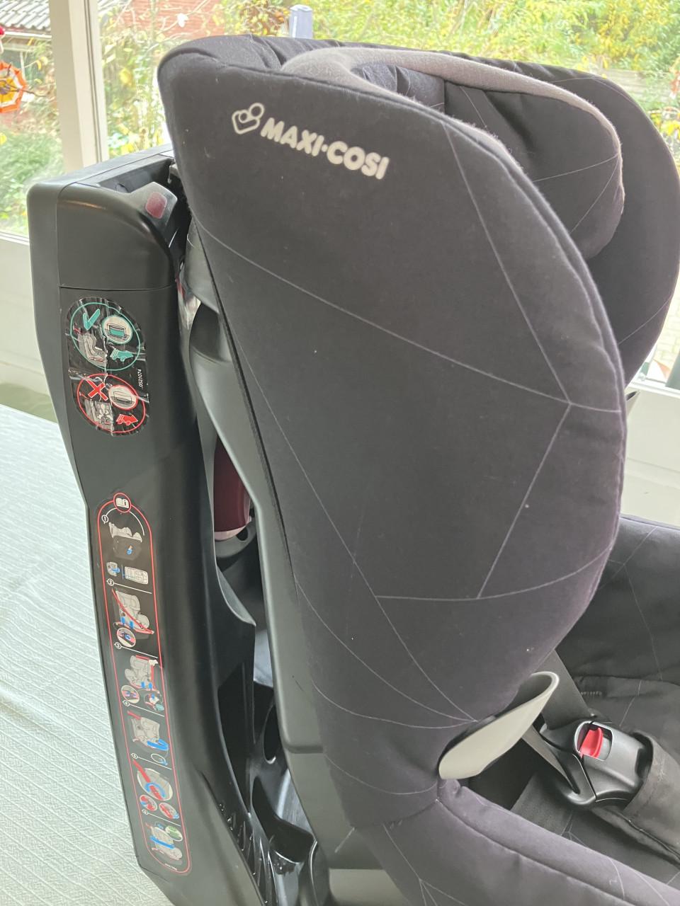 Maxi Cosi Axiss Draaibare Autostoel 8-19kg