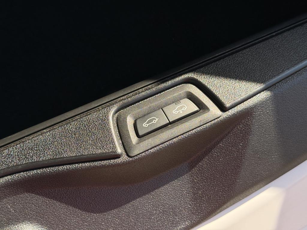 BMW X5 xdrive45e high executive | m pakket | pano | luchtvering | trekhaak 