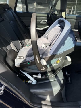 MaxiCosi Pebble 360 + FamilyFix Base 360 Isofix