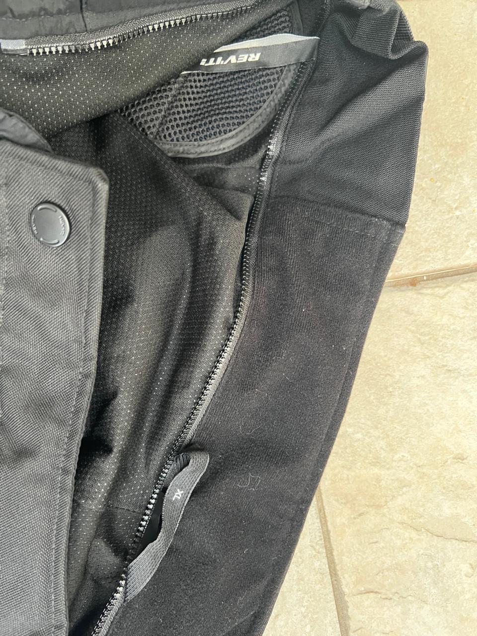 MOTORPAK  JAS & BROEK REV'IT incl binnenvoering