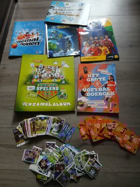 Diverse plaatjes, boekjes voetbalacties AH, Lidl, Plus, Fifa