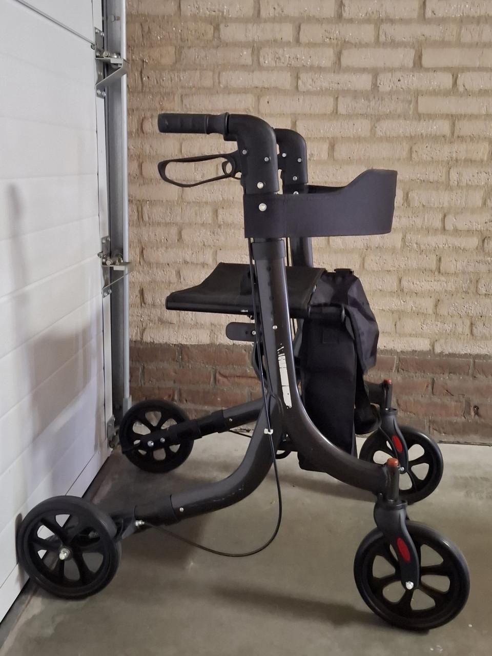 Rollator Multi Motion