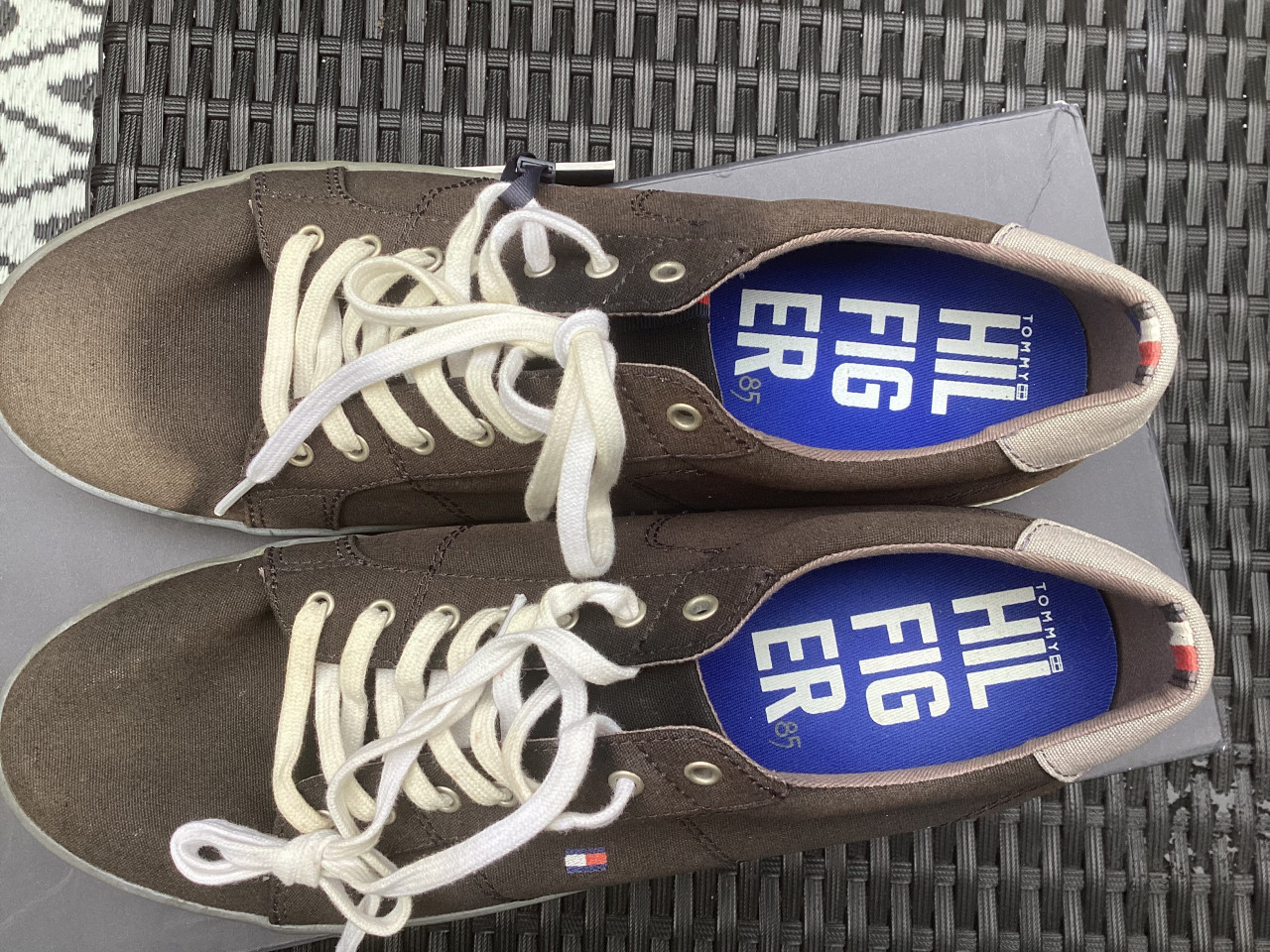 Nieuwe Tommy Hilfiger schoenen