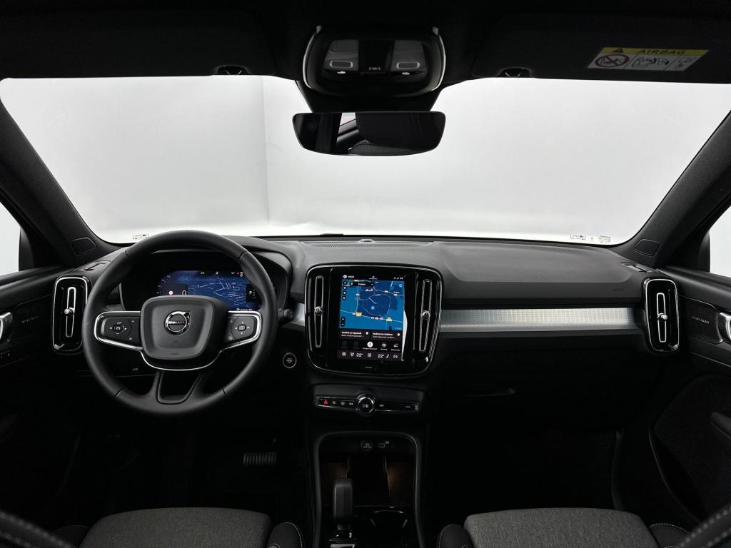 Volvo XC40 b4 204pk plus dark| 360camera| elek.stoelen| h&k sound|