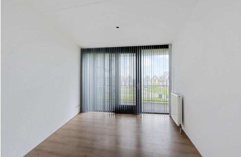 Een luxueus instap klaar appartement op de 2e woonlaag met een groot balkon