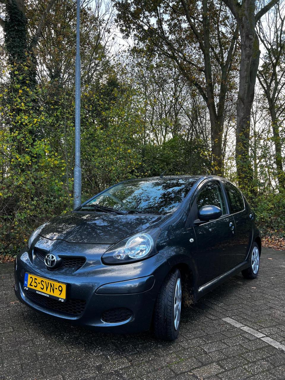 Toyota Aygo Aygo 1.0-12V Comfort Nav. +4 banden 4 velgen