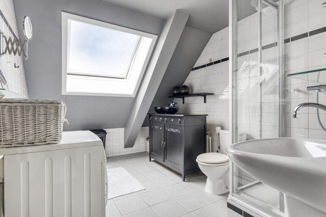 Vrijstaand huis met apart gastenhuis (Bed and Breakfast!)