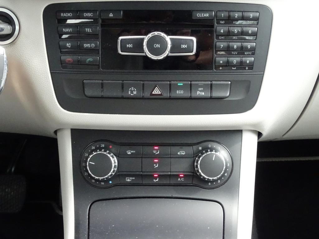 Mercedes-Benz B-Klasse 200 ambition automaat | leder | navi