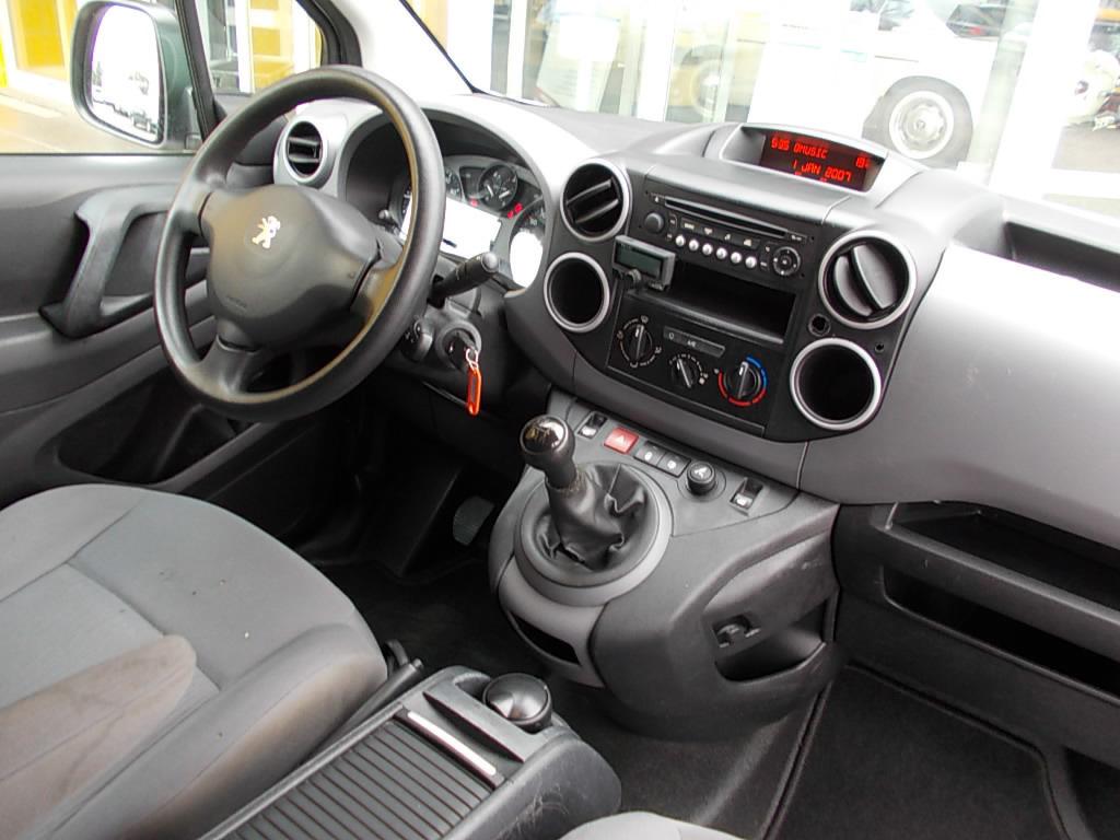 Peugeot Partner 1.6 hdi airco, cruise contr., pdc, schuifdeur