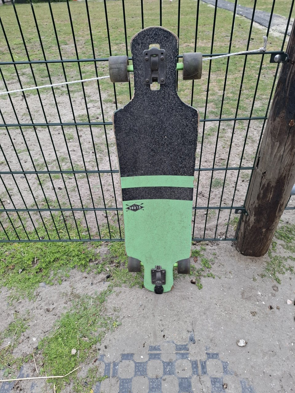 Skateboard