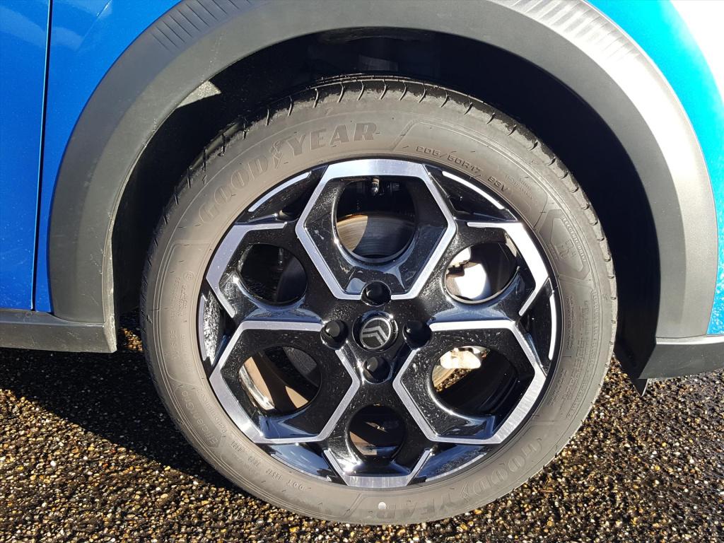 Citroen C3 new 1.2 100pk max zwart-dak apple carplay & android auto | navig