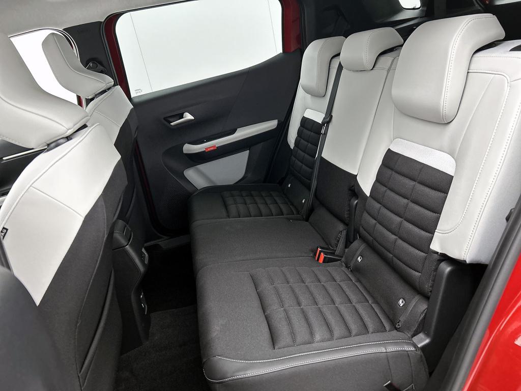 Citroen C3 Aircross hybrid 145pk automaat max 7 persoons | 7 zitplaatsen | 