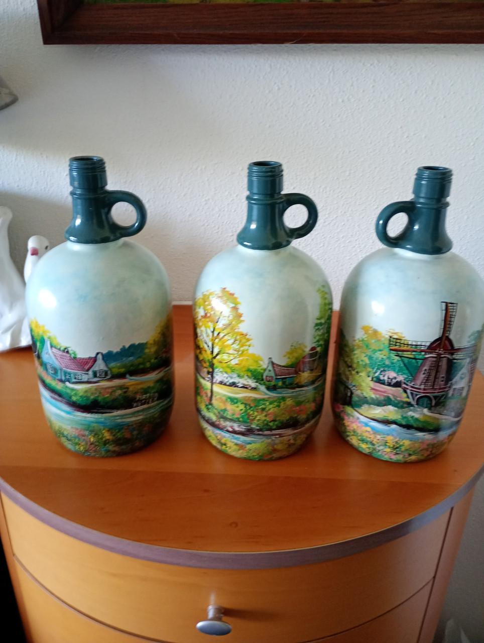 Handbeschilderde kruiken