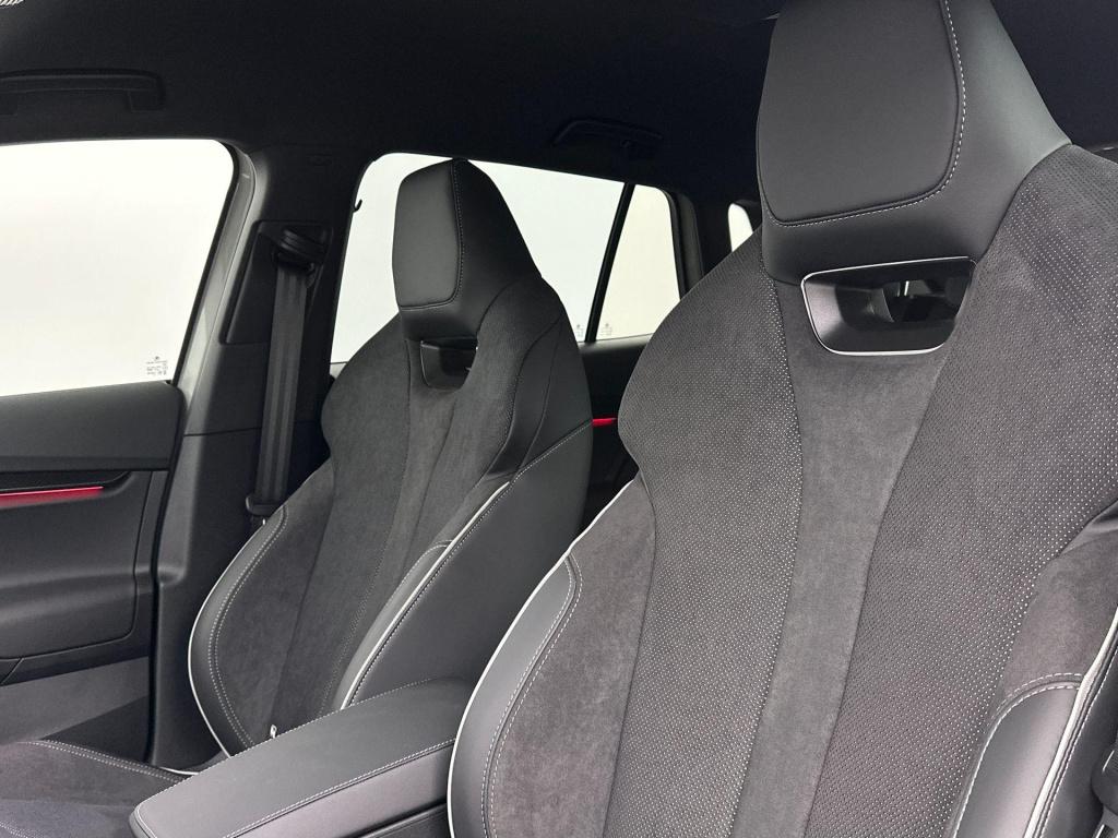 Skoda Onbekend sportline elektromotor 150 kw / 204 pk suv elektri