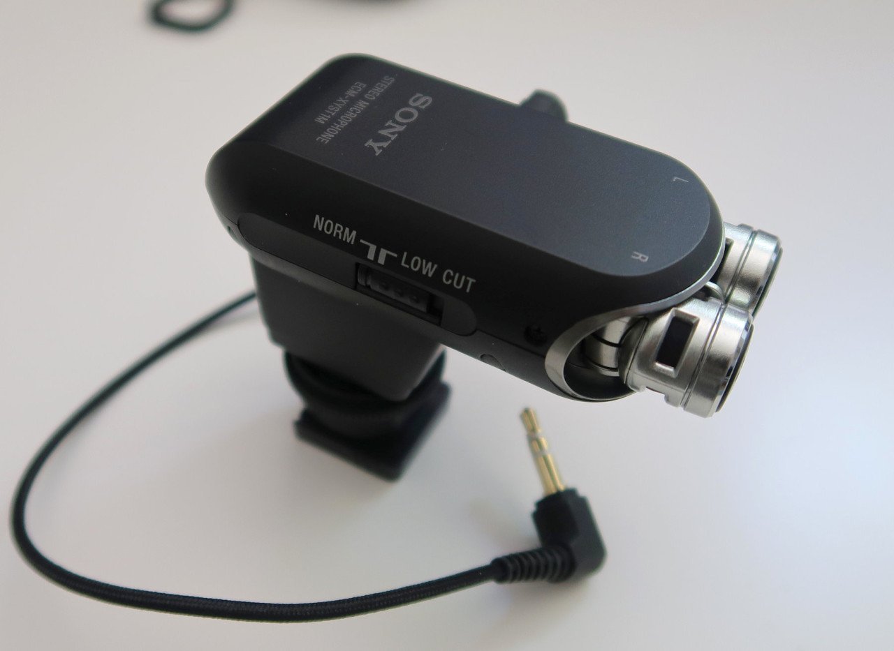 Sony FDR-AX53 4K camcorder + extra’s