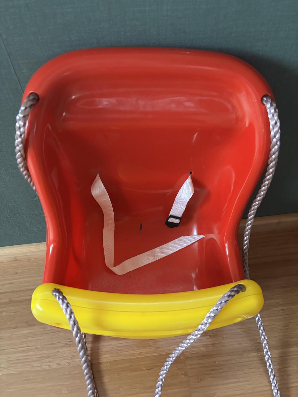 Baby schommelstoeltje