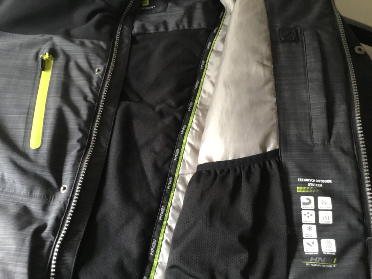 Ski- Jack.   Human Nature.  Maat XXL