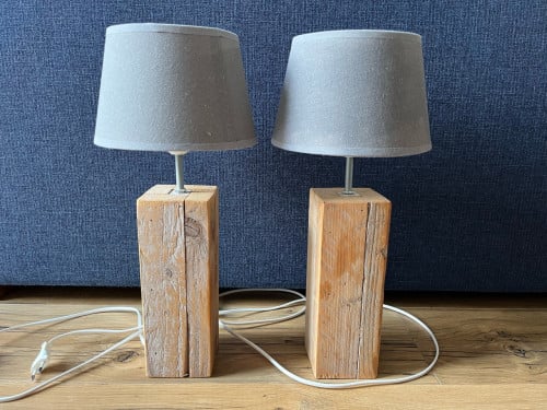 Twee mooie schemerlampjes