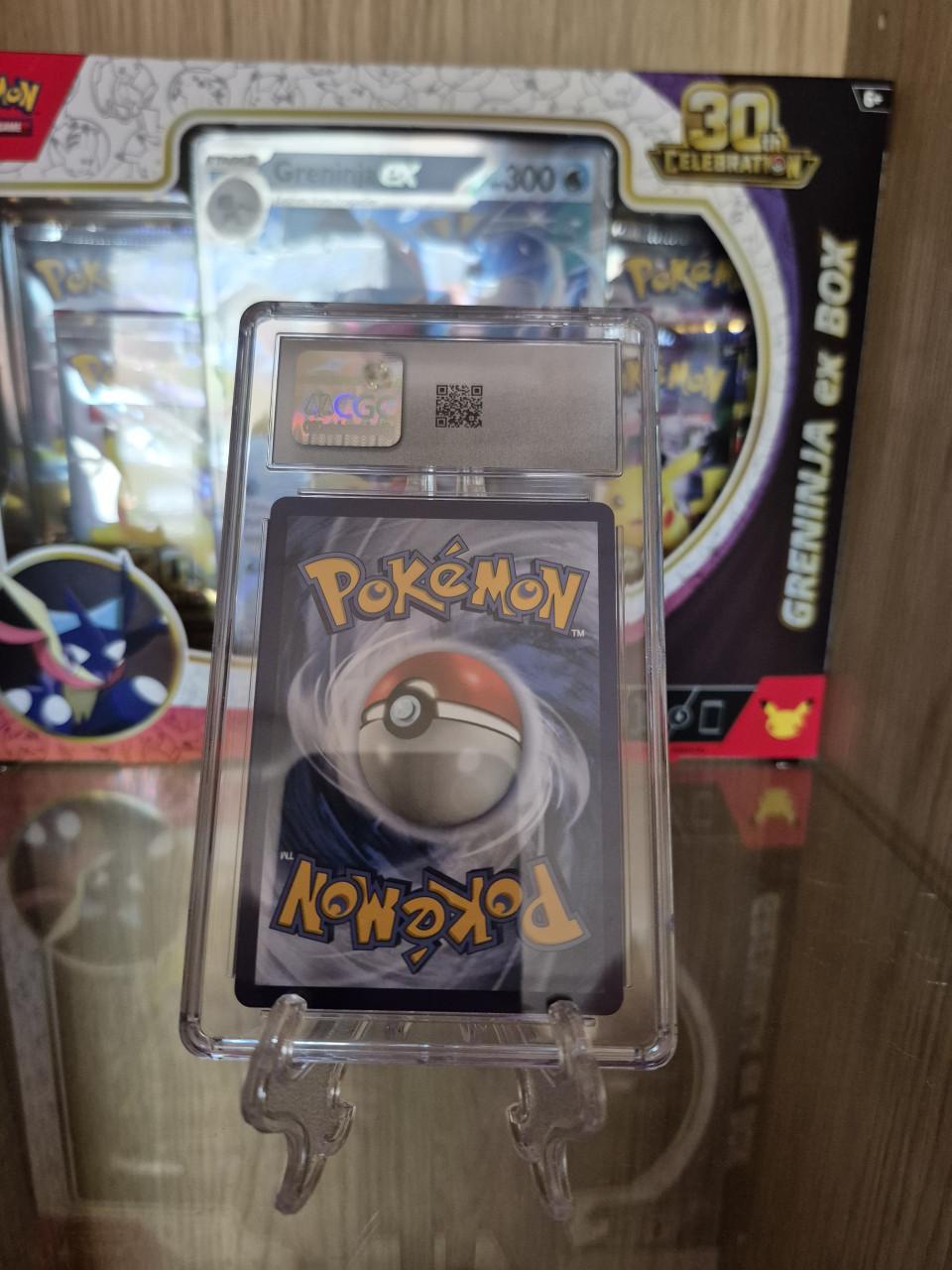 Pokemon Charizard X - CGC8