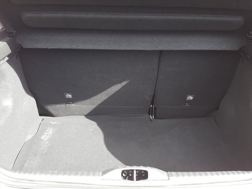 Citroen C3 1.2 puretech 83pk s&s plus navigatie | apple carplay & android a